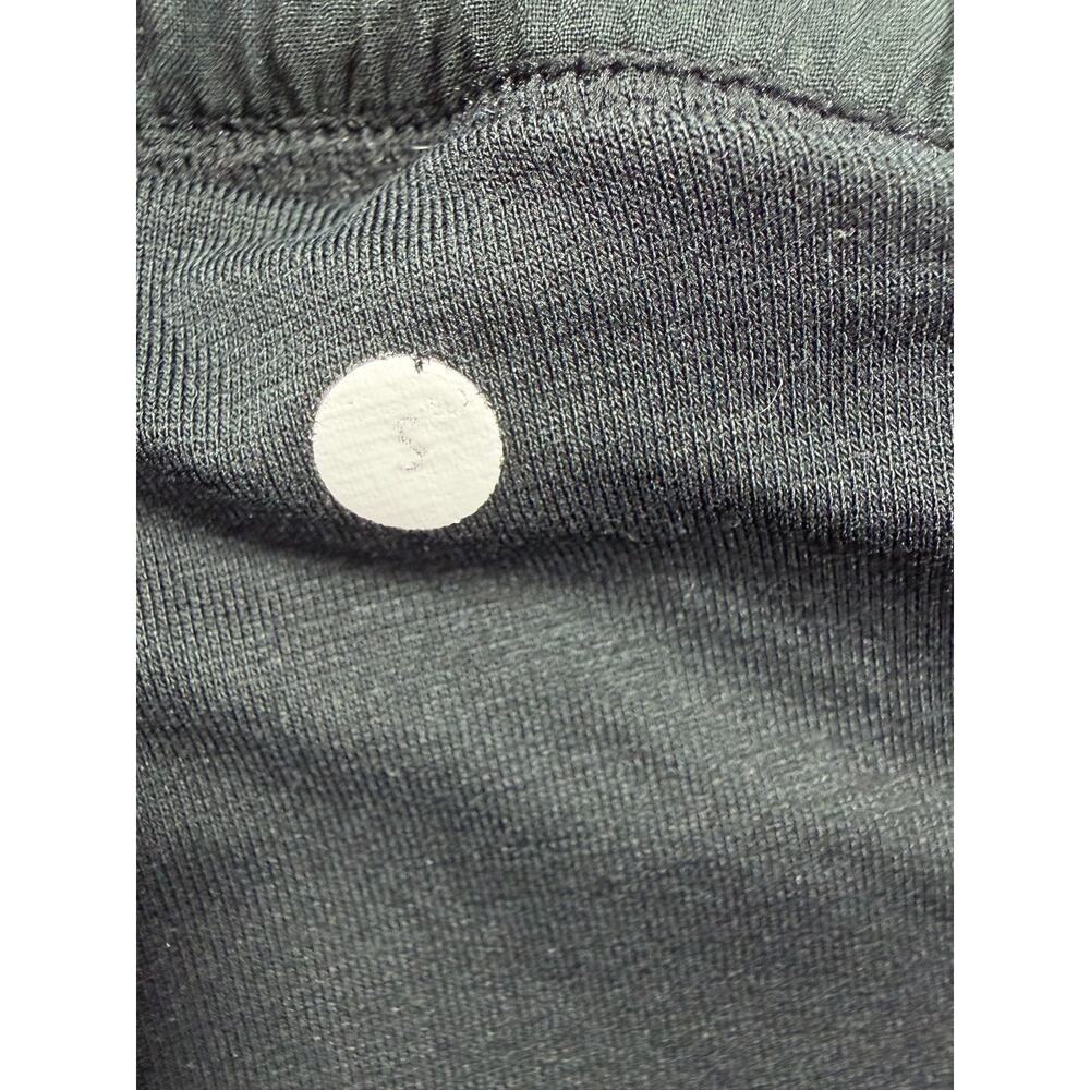 Lululemon Athletica Men’s Black Lined Running Shorts Size Small Zip Pocket - Picture 4 of 7